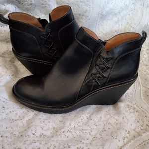 Sofft booties Black size 8
